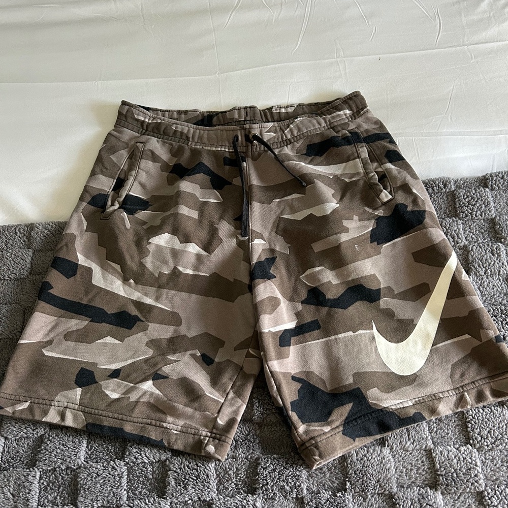 Men’s Nike shorts